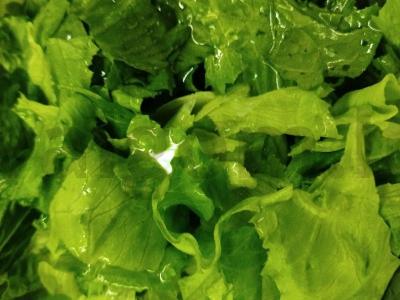 Salotų mišinys su kepta ketu Žingsnis 8