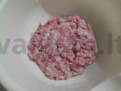 Kotletai su krapais ir sviestu garuose Žingsnis 1