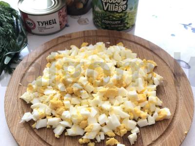 Salotos su tunu ir žirniais per 15 minučių Žingsnis 1