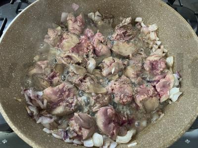 Troškinta vištienos kepenėlė su grikiais Žingsnis 3