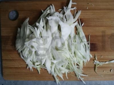 Kepti pyragėliai su kopūstais ir grybais Žingsnis 4