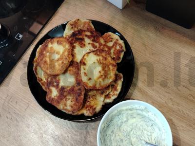 Sūrio „Rastrepki“ su cukinija pagrindine nuotrauka