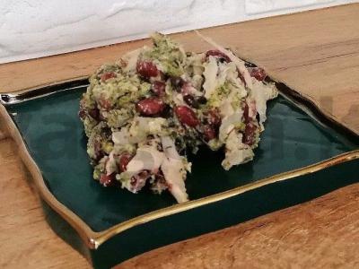 Salotos su raudonaisiais pupelėmis, vištiena ir graikiniais riešutais Žingsnis 7