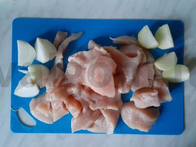 Dietinės vištienos krūtinėlės kotletai Žingsnis 2