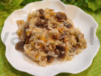 Ryžių-kviečių košė su grybais pagrindine nuotrauka