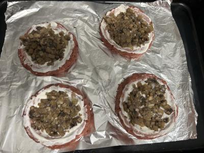 Mėsos lizdai iš jautienos faršo Žingsnis 4