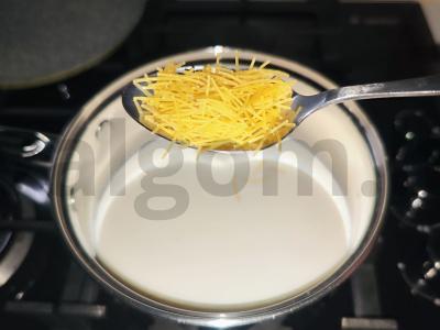 Pieninė makaronai pusryčiams Žingsnis 2