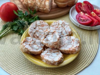 Vištienos filė „Marmurinė“ ritinėlis pagrindine nuotrauka