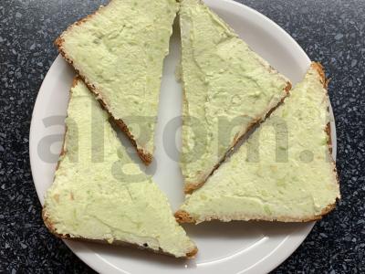 Sumuštiniai su avokadu ir varškės sūriu Žingsnis 4