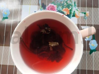 Arbata su rūgštelėmis, pridedant vyšnių ir persikų Žingsnis 4