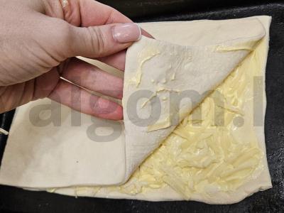 Kvapnūs sūrio blyneliai Žingsnis 2