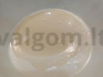 Švelnus šokoladinis pyragas su kriaušėmis ir minkštu varškės sūriu Žingsnis 2