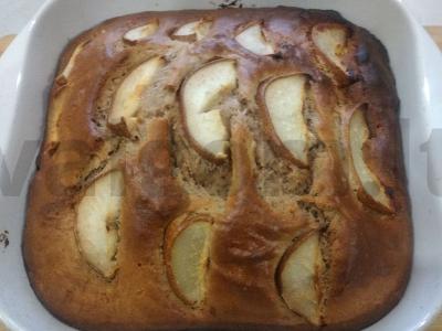 Švelnus šokoladinis pyragas su kriaušėmis ir minkštu varškės sūriu pagrindine nuotrauka