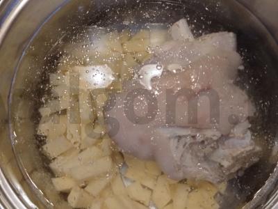 Borsčas su kiaulės kulšimi pietums Žingsnis 3