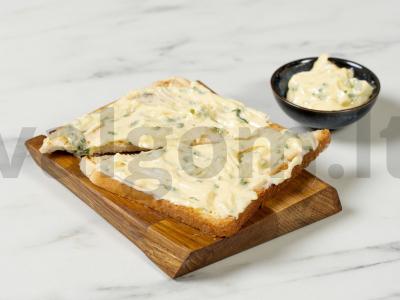 Kvapnus česnakinis sviestas tostams pagrindine nuotrauka