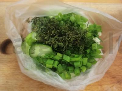 Sutrinti sūdyti agurkai Žingsnis 3