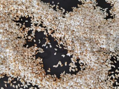 Cicerio humusas su česnaku ir citrinos sultimis Žingsnis 2