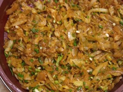 Žalioji kopūstų pyragas su pipirais Žingsnis 4