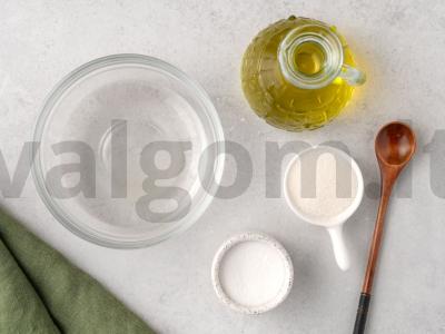 Pica su pomidorų pesto Žingsnis 1