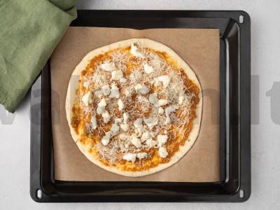 Pica su pomidorų pesto Žingsnis 6