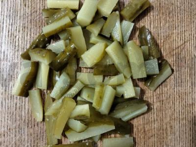 Skani salotos su vištienos kepenimis, agurkais ir korėjietiška morkų salotomis Žingsnis 3