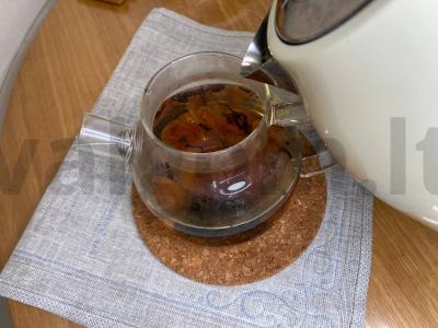 Uzbekų arbata su džiovintais vaisiais Žingsnis 3