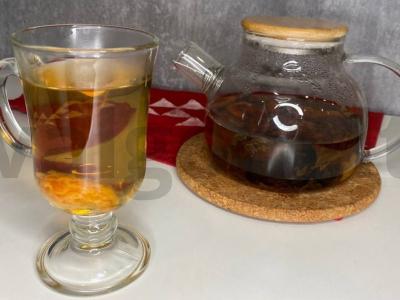 Uzbekų arbata su džiovintais vaisiais pagrindine nuotrauka