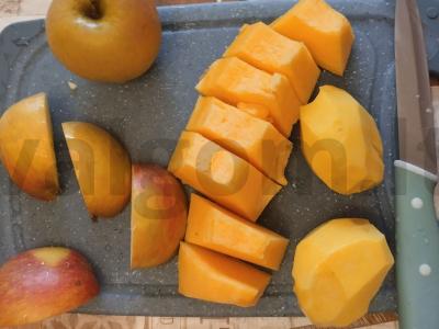 Kepta kalakutiena su obuoliu, moliūgu ir bulvėmis vaikams Žingsnis 1