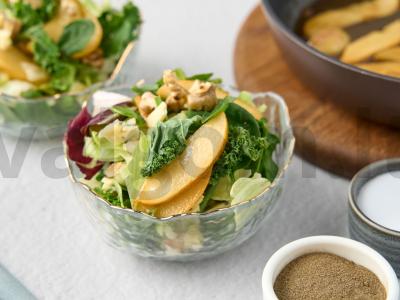 Salotas su karamelizuota kriauše ir mėlynuoju sūriu Žingsnis 5