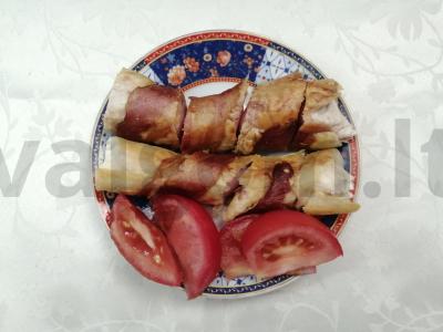 Dešrelės lavaše su lydytu sūriu pagrindine nuotrauka