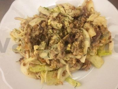 Salotas „Mari“ su bulguru pagrindine nuotrauka