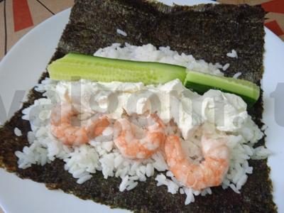 Rulonai su krevetėmis ir ikrais Žingsnis 4