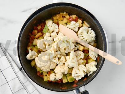 Žiedinė kopūstai su cukinijomis Žingsnis 7