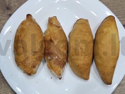 Pyragėliai su ryžiais ir konservuota tunu pagrindine nuotrauka