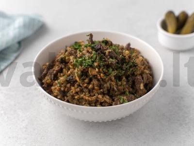 Grikių košė su jautiena ir grybais pagrindine nuotrauka