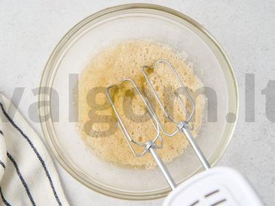 Braškės tortas „Debesys“ Žingsnis 8