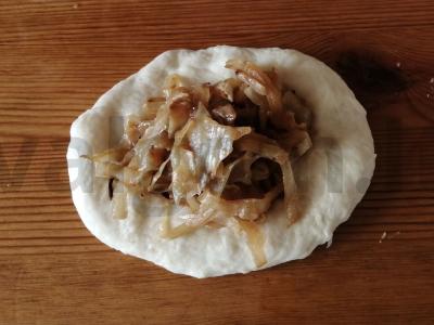 Kopūstų pyragėliai be raugo tešloje Žingsnis 9