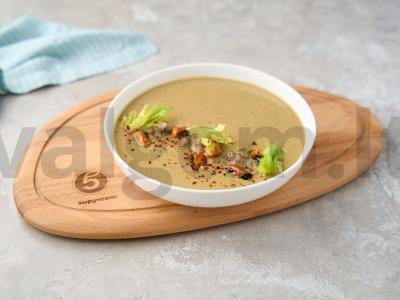 Žaliosios lęšių tyrės sriuba pagrindine nuotrauka