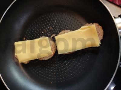 Sumuštinis-ritinys su kotletu Žingsnis 4