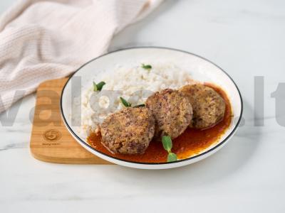 Aromatingos kotletai su raudonaisiais pupelėmis ir bulvėmis pagrindine nuotrauka