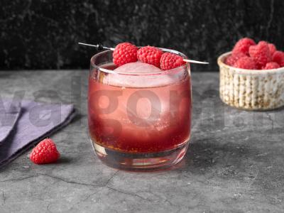 Raudona mėnulis pagrindine nuotrauka