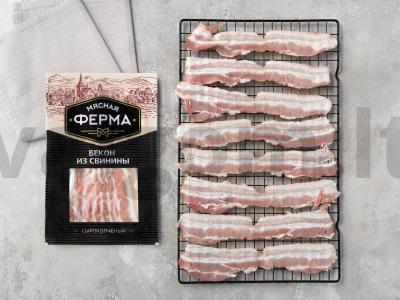 Karamele apibarstytas bekonas Žingsnis 1