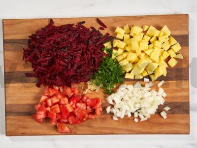 Vegetariškas boršas Žingsnis 1