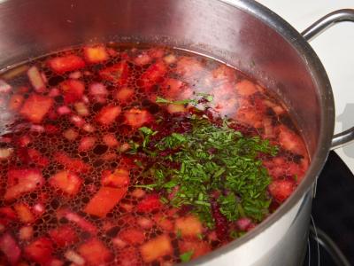 Vegetariškas boršas Žingsnis 4