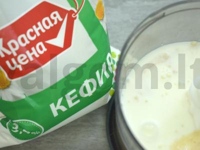 Vanilinis kokteilis su kefyru ir bananais Žingsnis 4