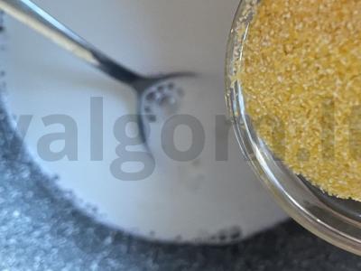 Kukurūzų košė su mėlynėmis grietinėlėje Žingsnis 2