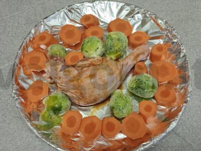 Anties šlaunelė citrininėje marinate, kepta su daržovėmis Žingsnis 5