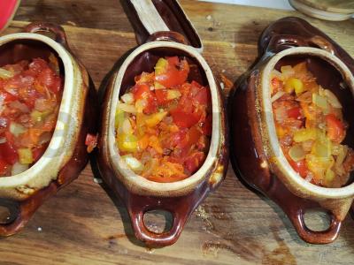 Vegetariška perlų košė su daržovėmis puoduose Žingsnis 6