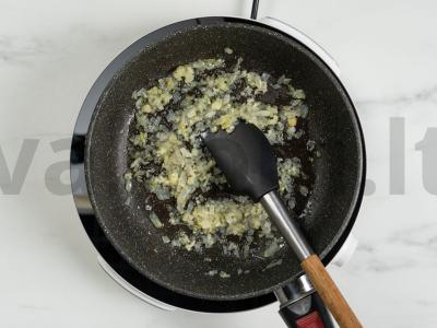 Naujųjų metų „Eglutės“ su bulvėmis ir grybais Žingsnis 6