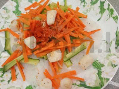 Funchosa su jūros midijomis Žingsnis 8